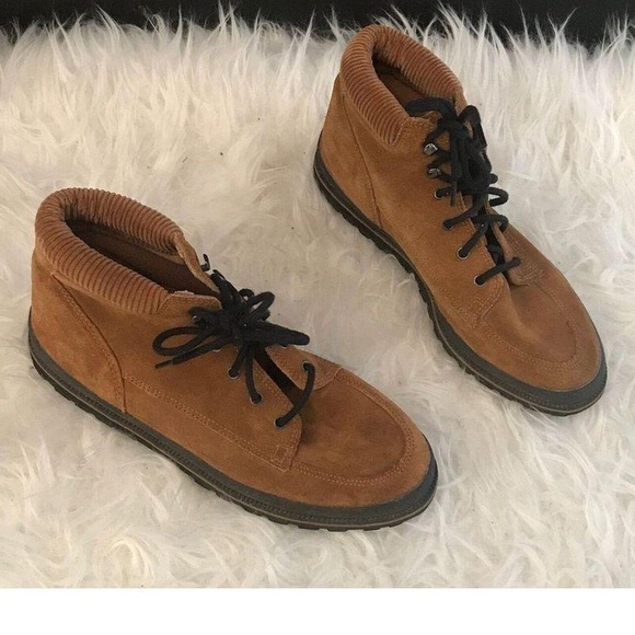 Keds Shoes - Vintage suede corduroy Keds high tops lace up 6M shoes classic outdoor retro